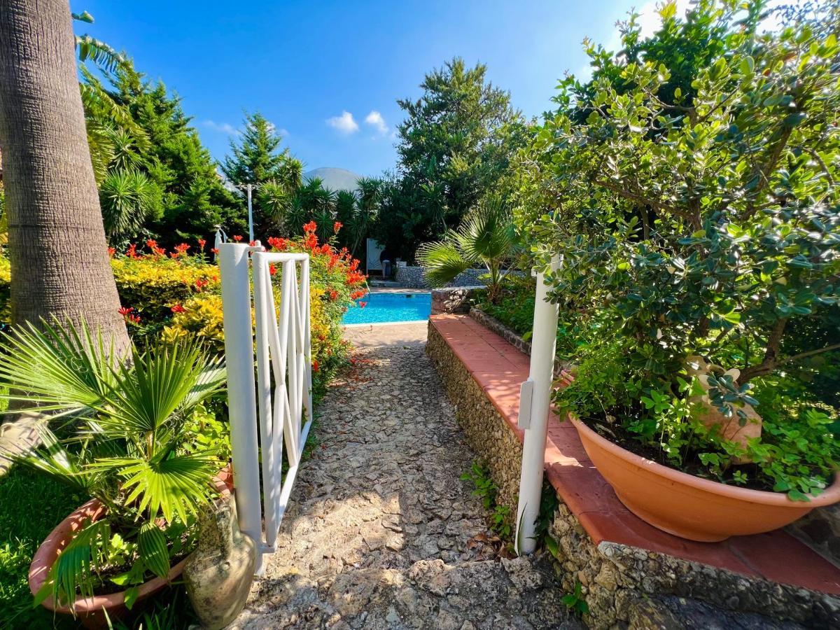 Villa Talia Carini Exterior photo